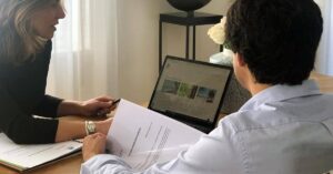 Hay que contar con un empleado para que el alquiler se considere una actividad económica